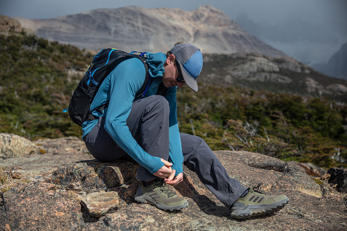 Adidas Terrex AX4 hiking shoe (tying shoe)