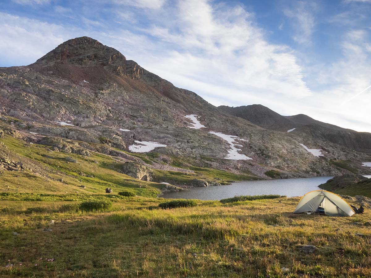 Budget backpacking tent (Tarptent Double Rainbow in mountains)