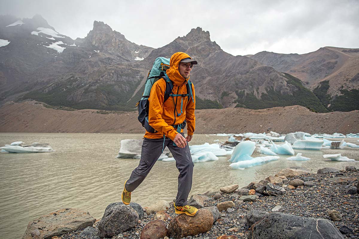 Hiking in the Saucony Peregrine 12 trail running shoe