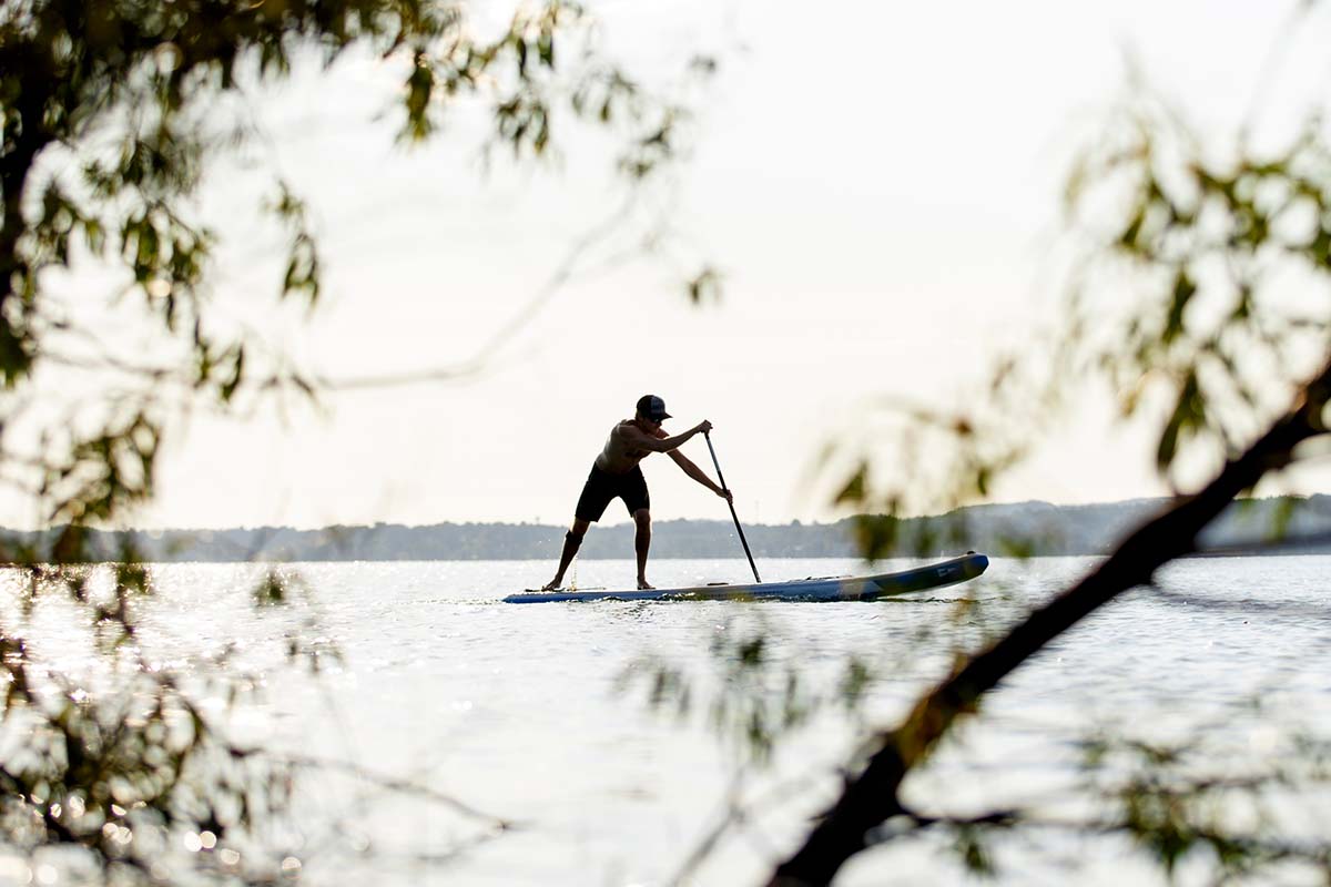 Paddling stand up paddle board (SUP)