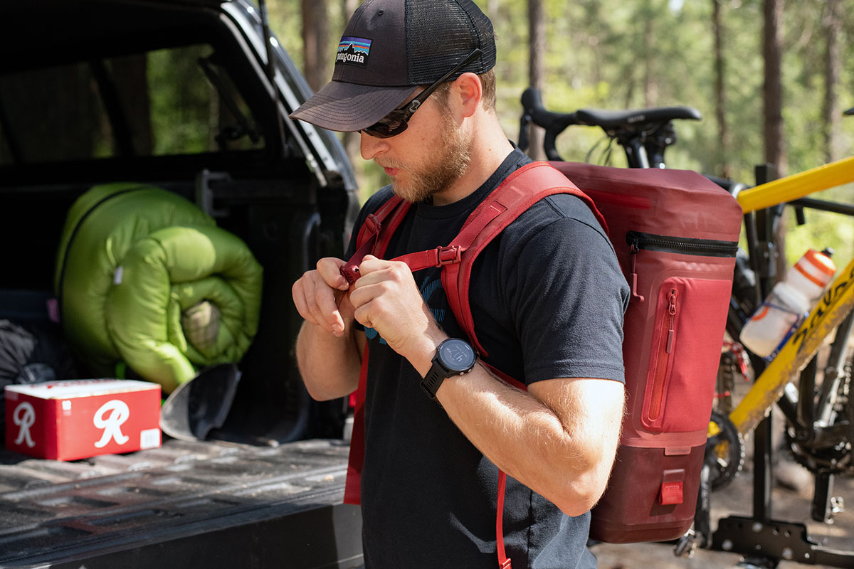 Soft cooler (clipping sternum strap on backpack cooler)