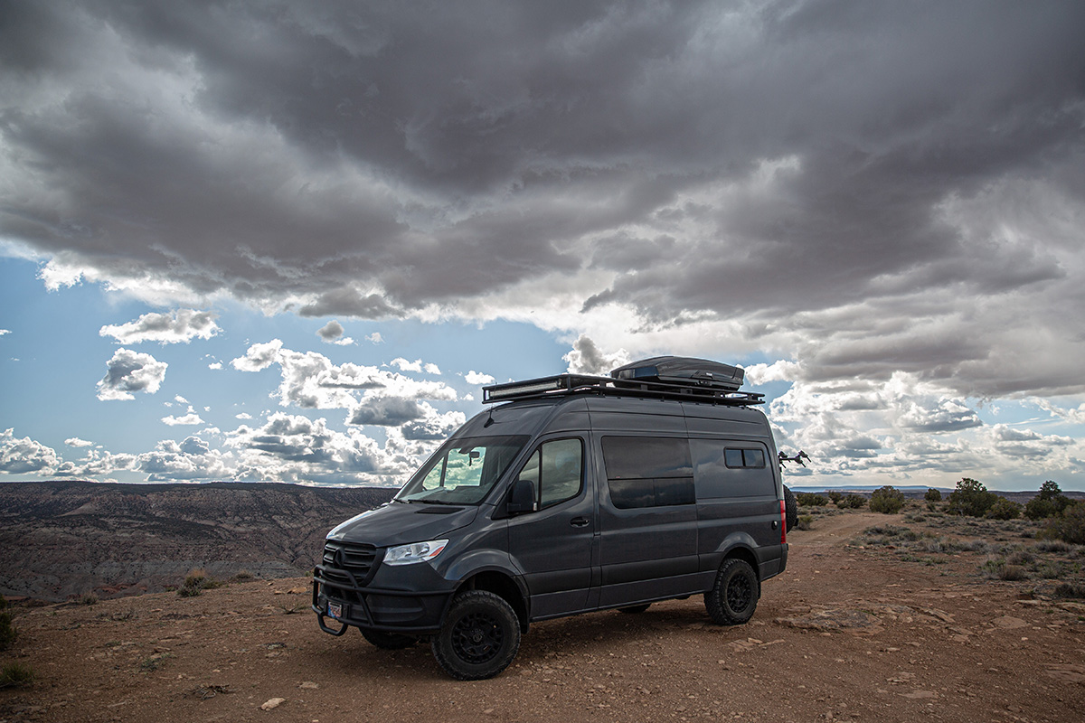 Thule Motion XT Roof Box (installed on van crossbars)