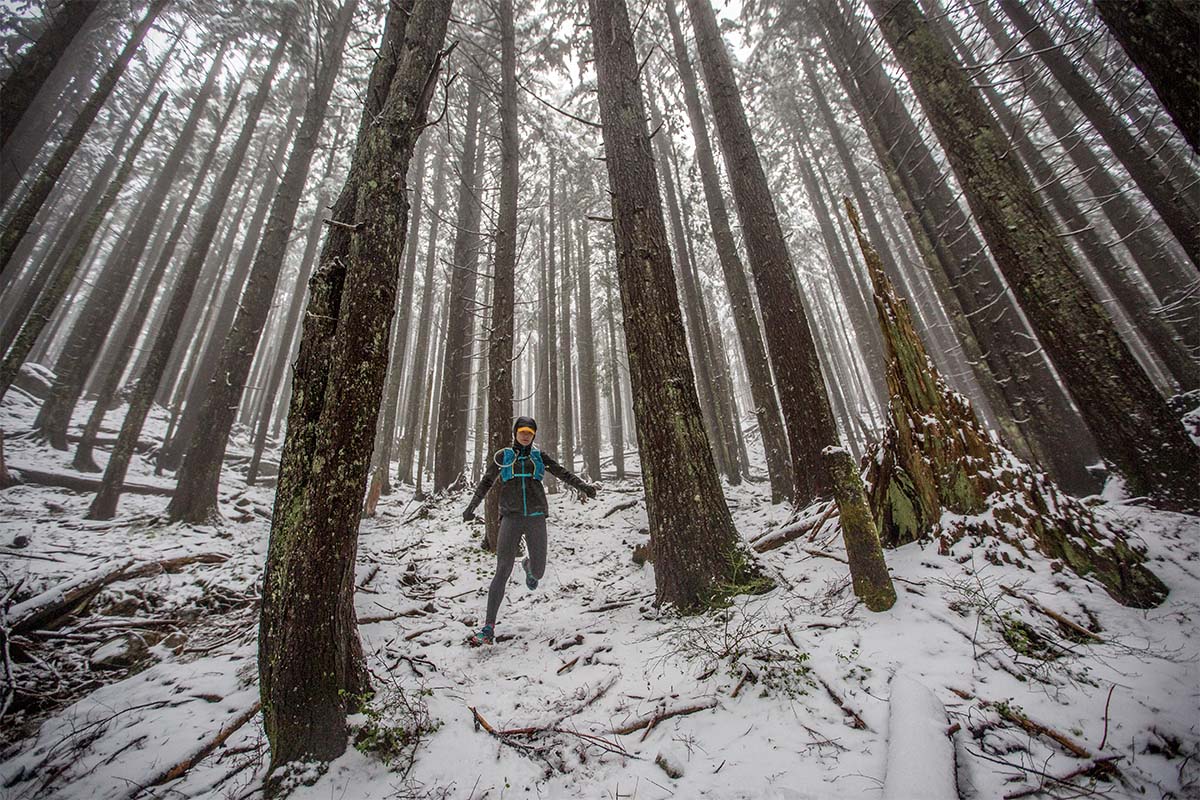 Trail running shoes (wet conditions)