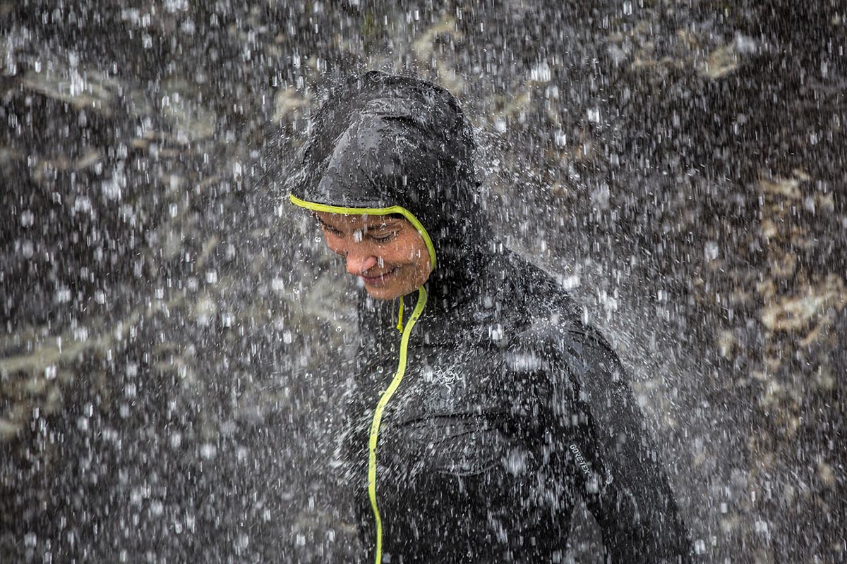 Rain jacket (Arc'teryx Norvan SL under waterfall)